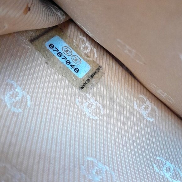 Chanel Bifold CC Flap Vintage Wallet/Bag! - Picture 2 of 10